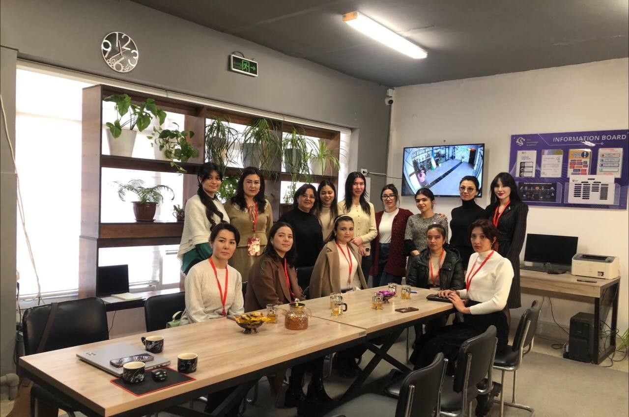 Jewelry crafting detail